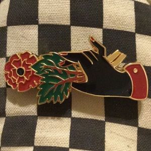 Enamel hair clip